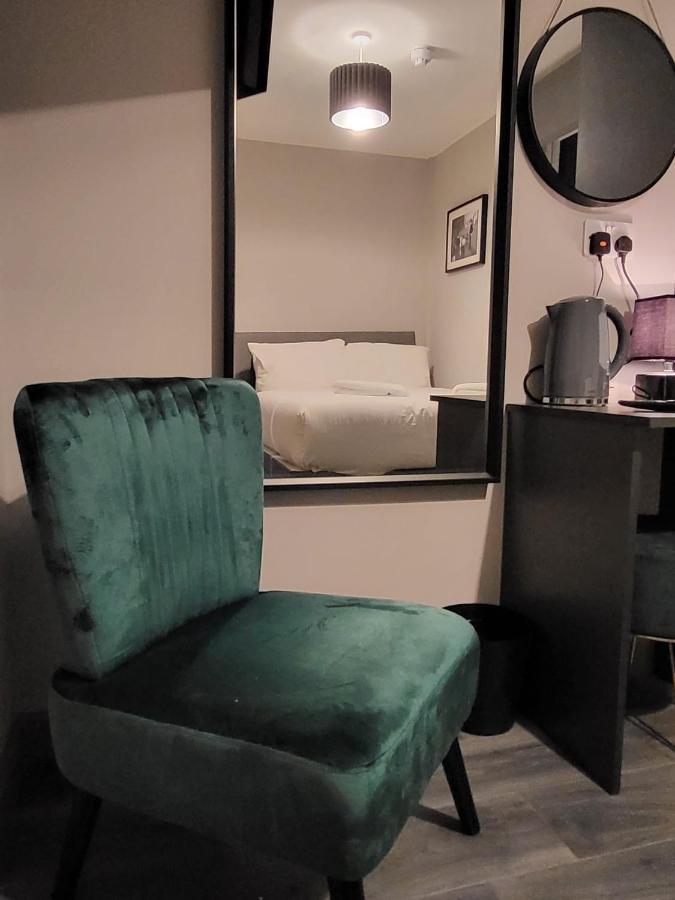 Phoenix Pods Hotel ลิเวอร์พูล ภายนอก รูปภาพ